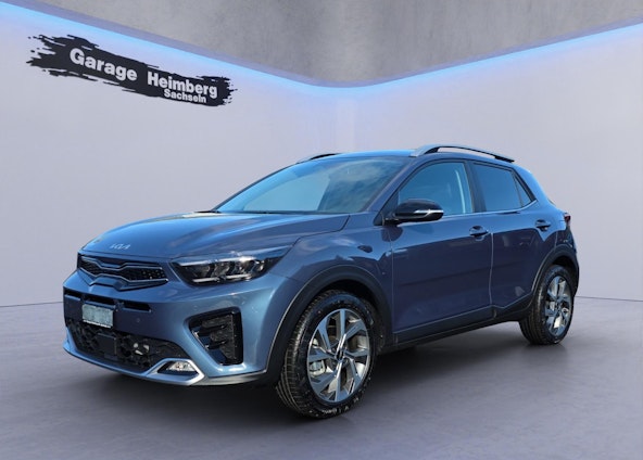 First vehicle image First vehicle image