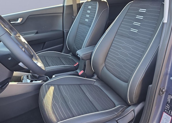 Vehicle image 8 Vehicle image 8