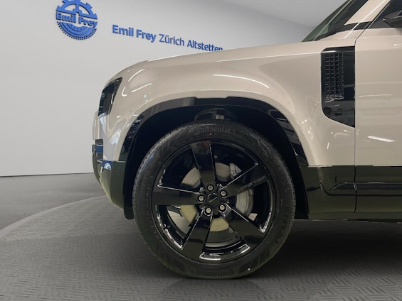 Vehicle image 13 Vehicle image 13