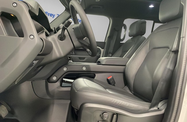 Vehicle image 6 Vehicle image 6