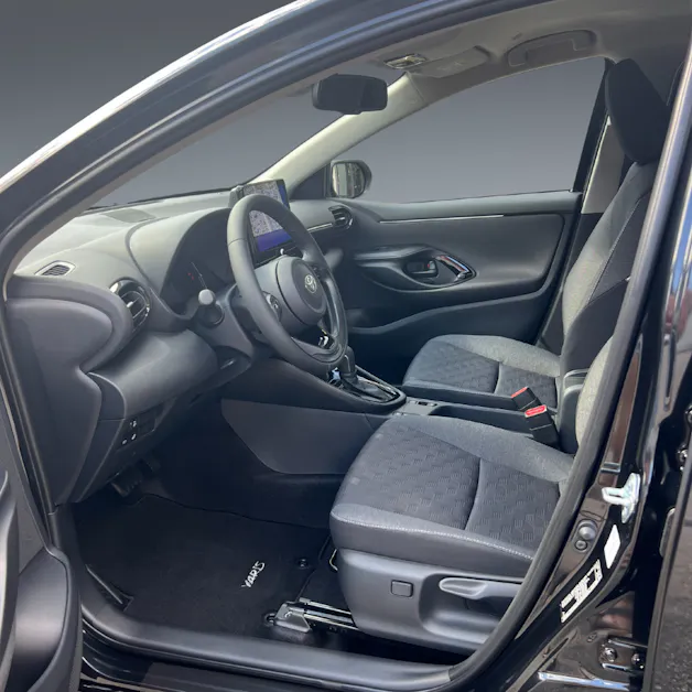 Toyota Yaris 1.5 VVT-i HSD Trend