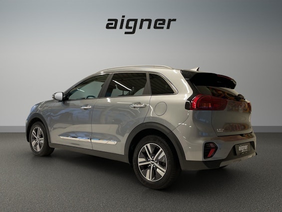 Vehicle image 2 Vehicle image 2