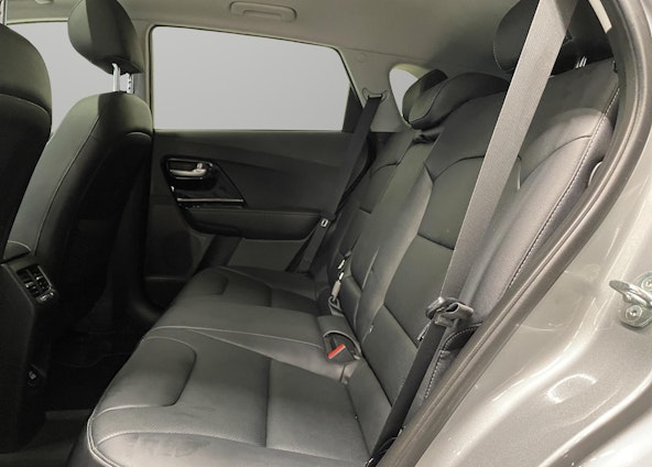 Vehicle image 6 Vehicle image 6