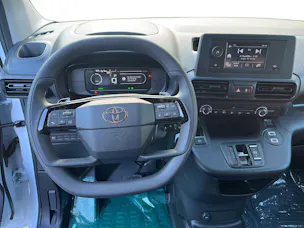 Toyota PROACE CITY Van L2 52KWh Active