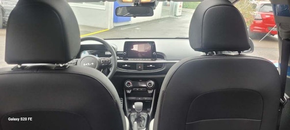 Vehicle image 5 Vehicle image 5