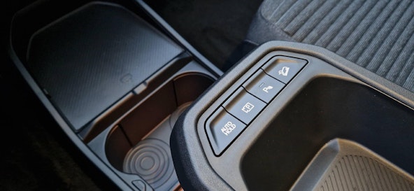 Vehicle image 8 Vehicle image 8