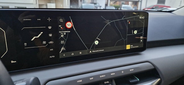 Vehicle image 5 Vehicle image 5