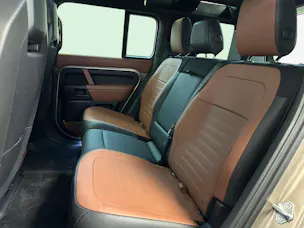 Land Rover Defender 110 4.4 V8 Octa