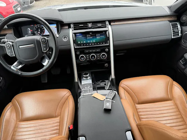 Land Rover Discovery 2.0 Si4 HSE Luxury