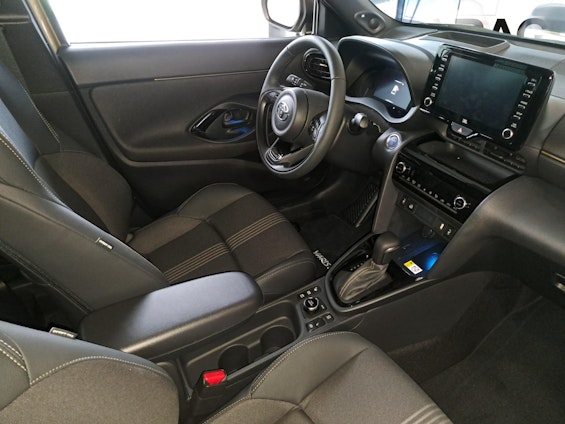 Vehicle image 9 Vehicle image 9