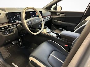 https://vehicle.imgix.net/4079437/caf2410e-8583-45ef-85ba-bb736ef039d0.jpg