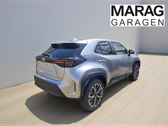 Vehicle image 4 Vehicle image 4