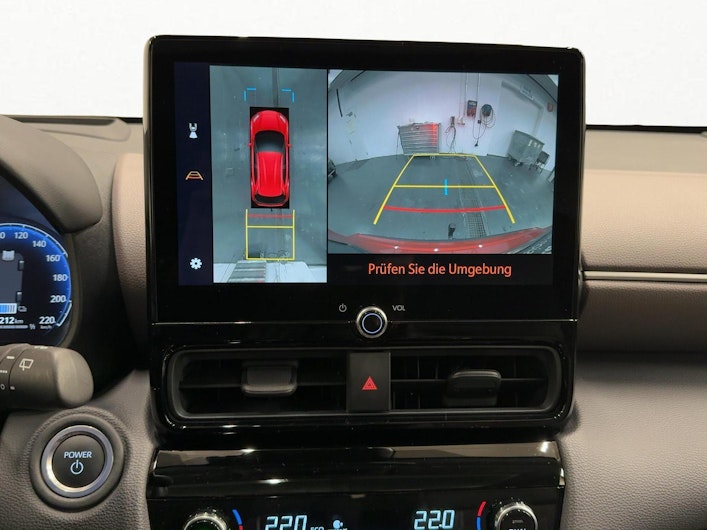 Vehicle image TOYOTA YARIS CROSS