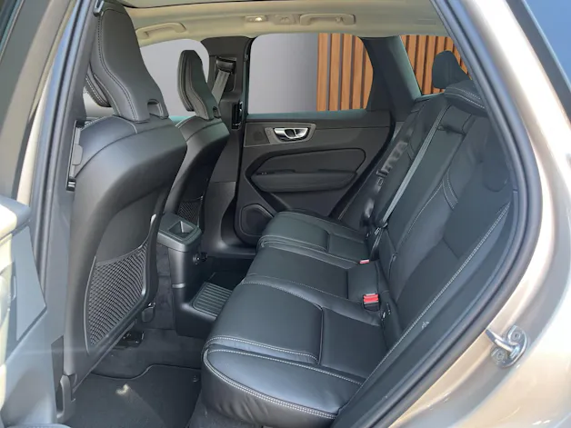 Volvo XC60 2.0 T6 TE Ultra Dark eAWD