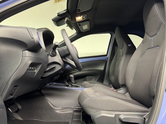 Vehicle image TOYOTA AYGO X