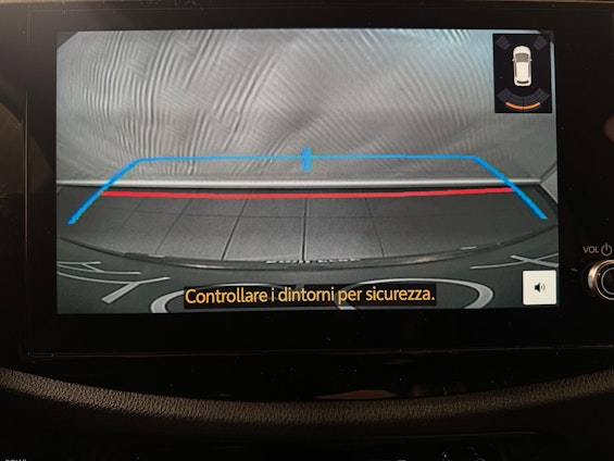 Vehicle image 8 Vehicle image 8