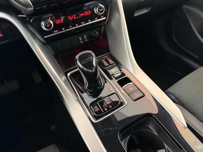 Vehicle image MITSUBISHI ECLIPSE CROSS