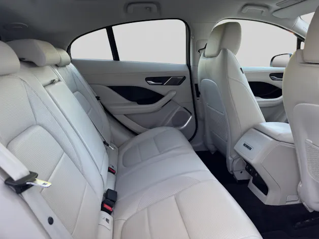 Jaguar I-Pace EV400 HSE AWD 1.99% Leasing / Luftfederung