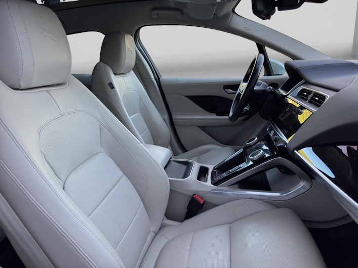 Vehicle image JAGUAR I-PACE