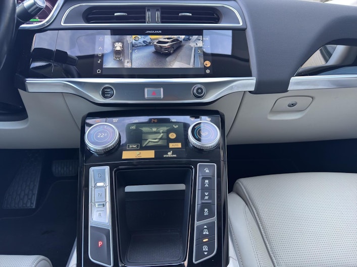 Vehicle image JAGUAR I-PACE