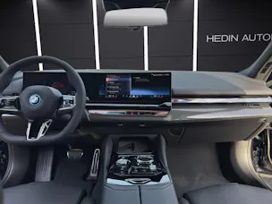 BMW 550e xDrive Touring