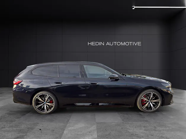 BMW 550e xDrive Touring