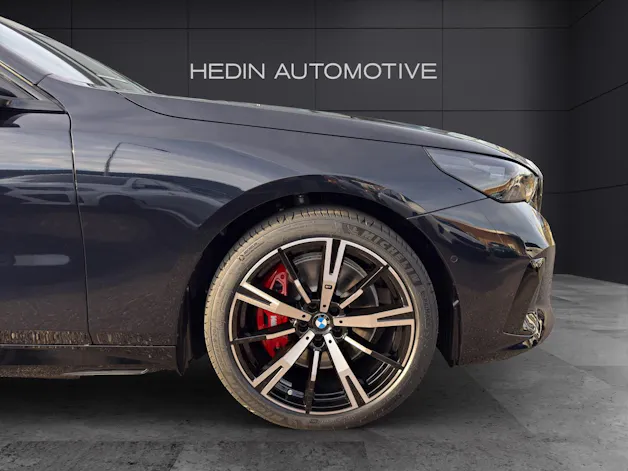 BMW 550e xDrive Touring
