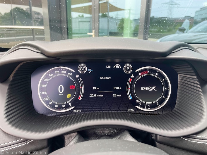 Vehicle image ASTON MARTIN DBX