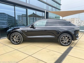 Vehicle image ASTON MARTIN DBX 4.0 V8 Bi-Turbo