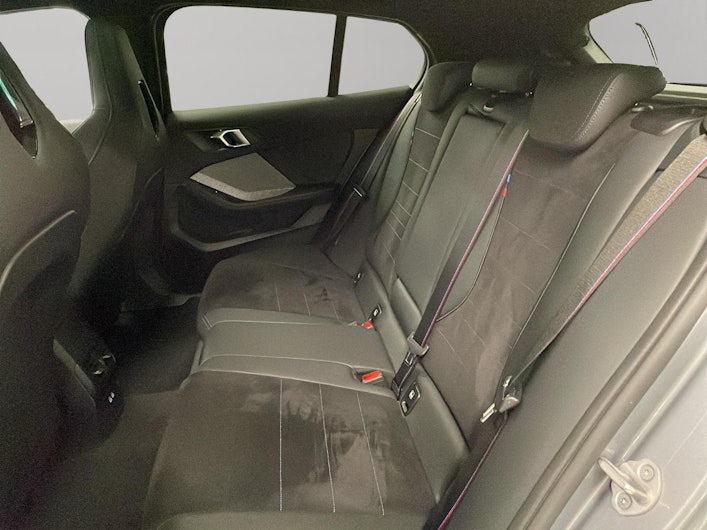 Vehicle image BMW 1 SERIES