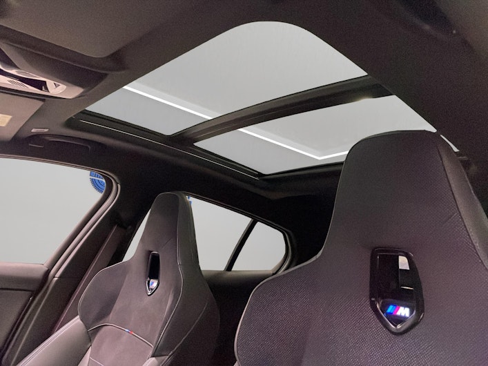 Vehicle image BMW 1 SERIES