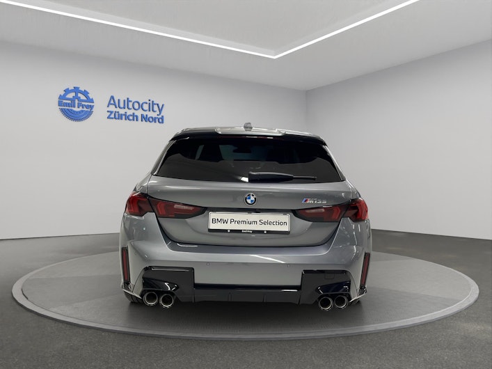 Vehicle image BMW 1 SERIES