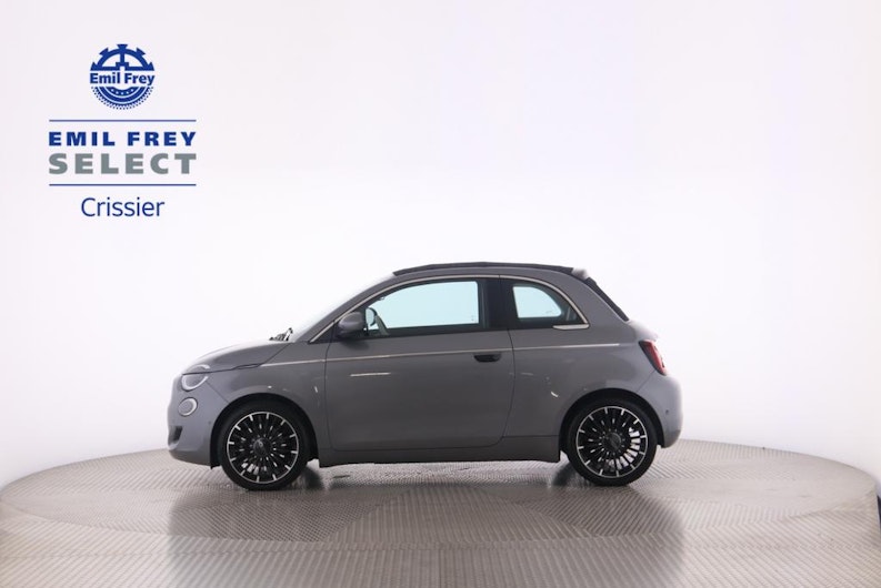 Vehicle image FIAT 500