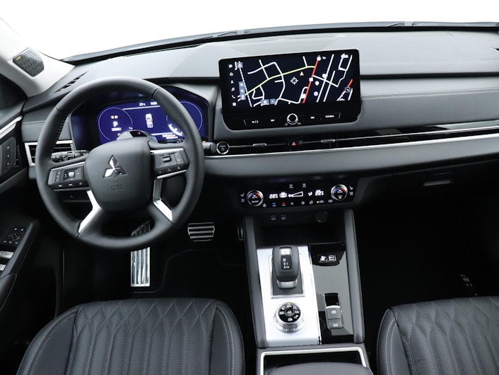 Vehicle image MITSUBISHI OUTLANDER