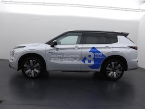 Vehicle image MITSUBISHI Outlander 2.4 PHEV Instyle Blackline  4x4