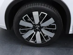 Mitsubishi Outlander 2.4 PHEV Instyle Blackline  4x4
