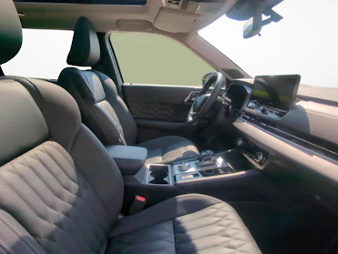 MITSUBISHI OUTLANDER 9