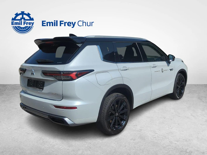Fahrzeugbild MITSUBISHI OUTLANDER