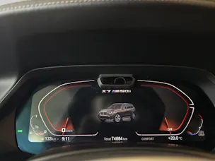 BMW X7 M50i