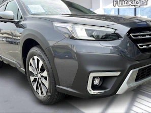 SUBARU OUTBACK 17