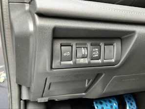 SUBARU OUTBACK 16