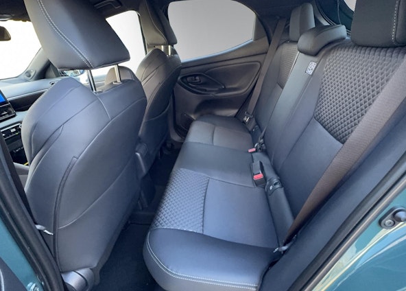 Vehicle image 9 Vehicle image 9