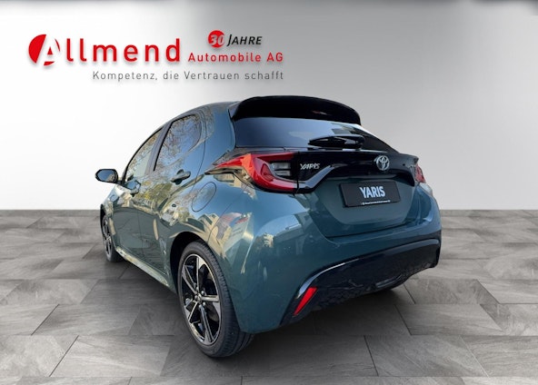 Vehicle image 18 Vehicle image 18