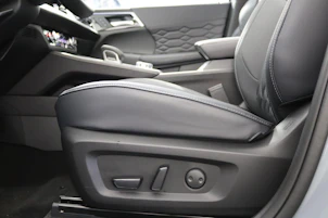 Fahrzeugbild MITSUBISHI Outlander 2.4 PHEV Instyle 4x4