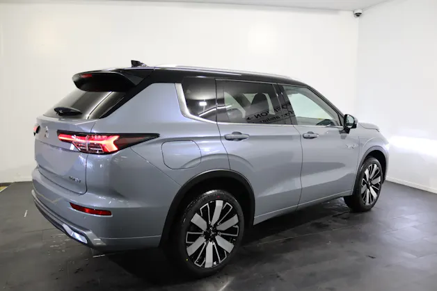 Mitsubishi Outlander 2.4 PHEV Instyle 4x4
