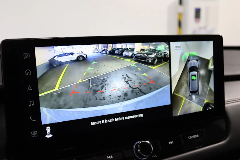 Fahrzeugbild MITSUBISHI OUTLANDER