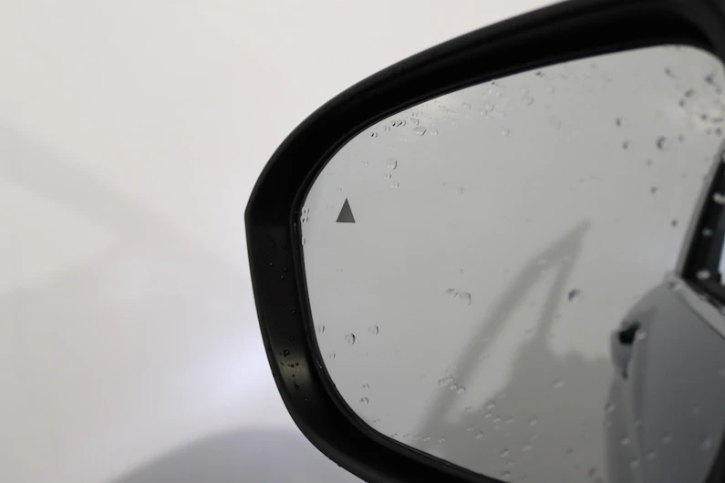 Fahrzeugbild MITSUBISHI OUTLANDER