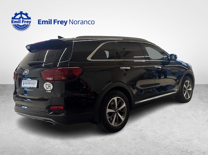 Vehicle image KIA SORENTO