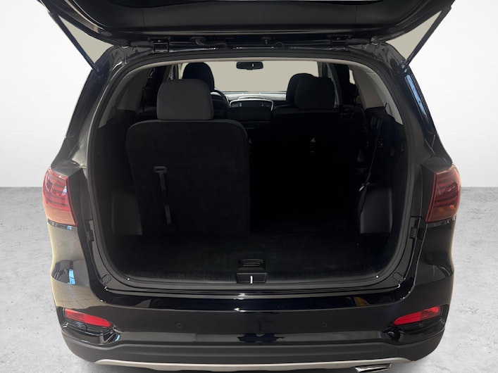 Vehicle image KIA SORENTO