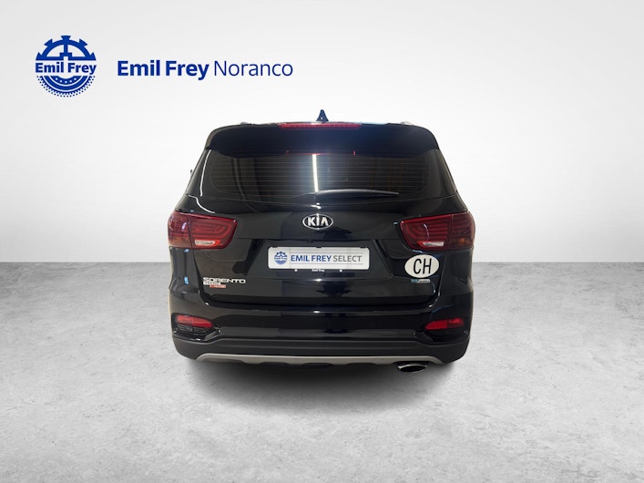 Vehicle image KIA SORENTO